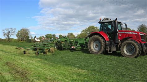 Raking Silage With Killen Bros Contracting 2021 Youtube