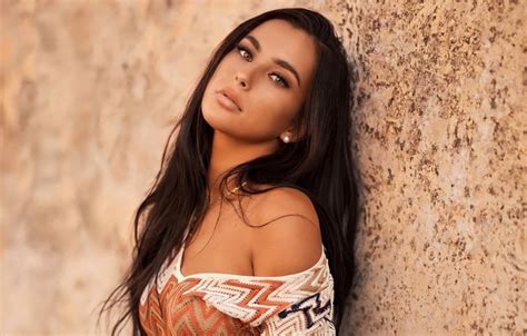 Wallpaper Girl Model Pretty Face Brunette Pose Portrait Carlotta Bnk For Mobile And