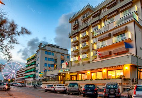 LIDO DI CAMAIORE HOTEL VILLA JOLANDA VERSILIA TUSCANY