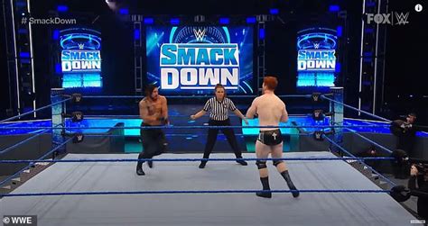 Wwe S Smackdown Rights Brought By Nbcuniversal S Usa Network For