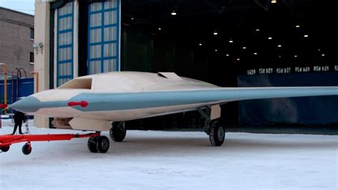 S 70 «okhotnik B Stealth Heavy Unmanned Combat Aerial Vehicle Redstar