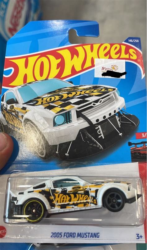 2005 Ford Mustang Hot Wheels Hobbies And Toys Toys And Games On Carousell