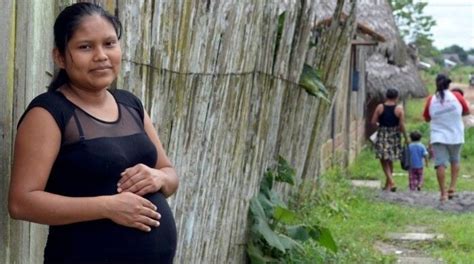 Madres adolescentes en América Latina y el Caribe Ameco Press