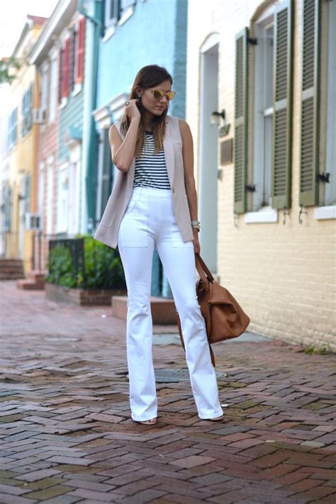 The Quarter Life Closet White Flares Tendencias Estilo Pantalones