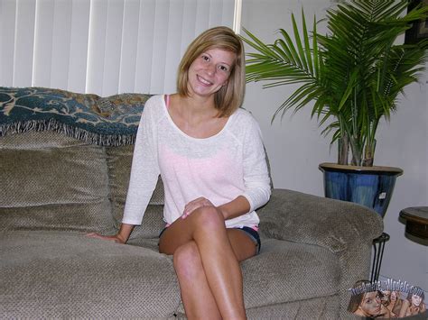 Average Naked Mature Women Nude Cumception