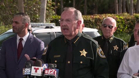 Palm Beach County Sheriff Describes Incident At Mar A Lago Youtube