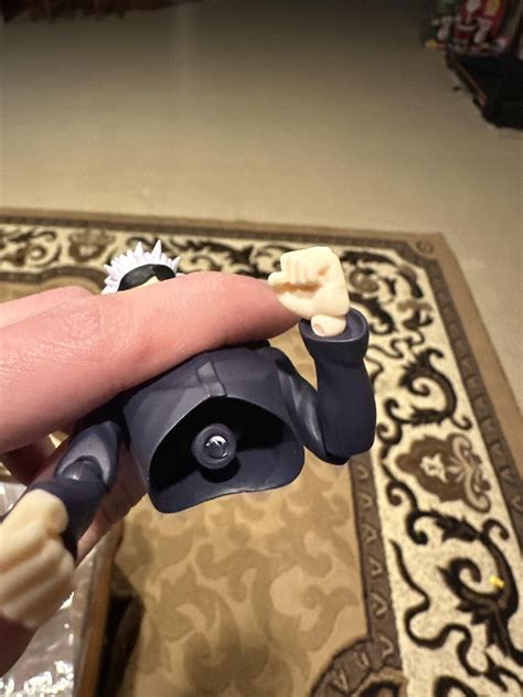 How Can I Fix Gojo Waist Rfigma