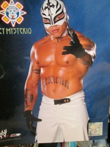 Fotos Oficiales A Color De Different Rey Mysterio Oscar Guti Rrez