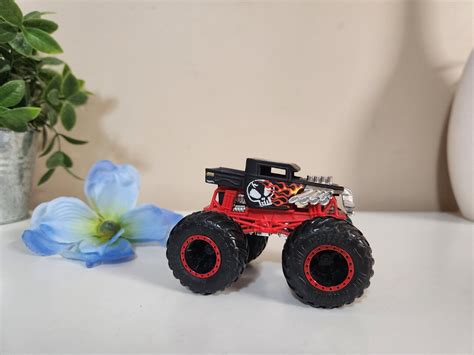 Hot Wheels Monster Jam BONE SHAKER Truck Scale Etsy