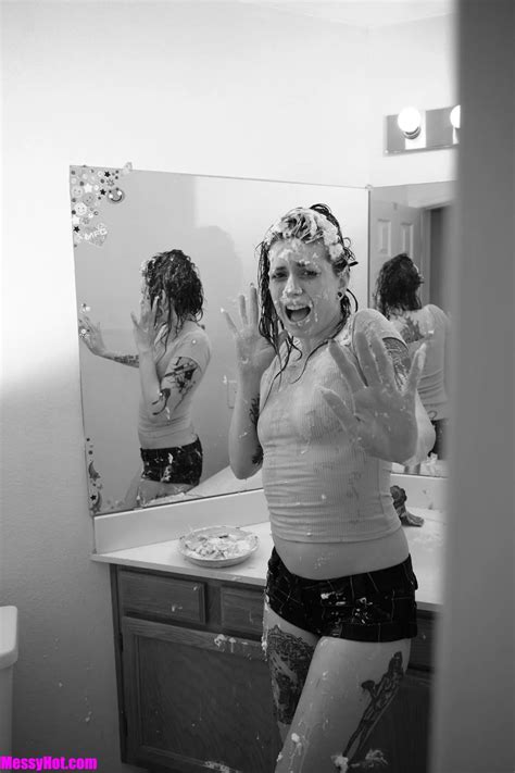 Larzstord Got A Revenge Pie Nudes Wetandmessy Nude Pics Org