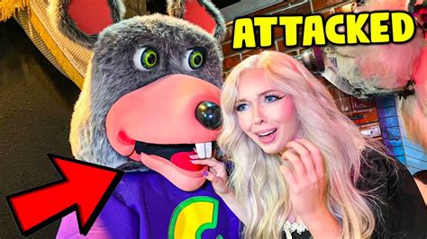 I Was Attacked By Chuck E Cheese Animatronics Youtube