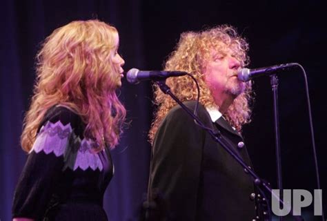 Photo Robert Plant And Alison Krauss Perform In Concert In San Diego