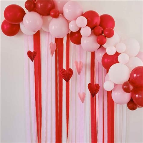 Valentine's Day Balloon Arch Kit | Party Delights