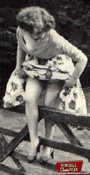 Hairy Real Vintage And Daring Horny Girls Pose Naked Ou Xxx Dessert