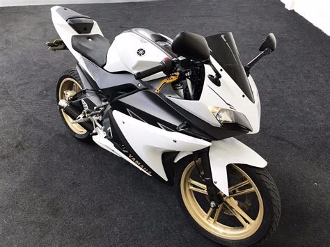 2014 64 Yamaha Yzf R125 White In Wolverhampton West Midlands