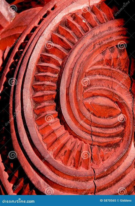 Maori carving pattern editorial image. Image of wood, sculpture - 5870565