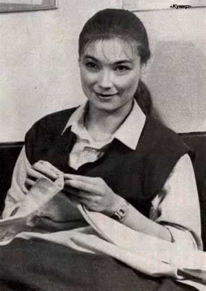 Лариса Белогурова (Творческие портреты)