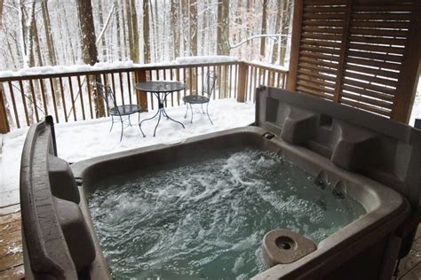 Unwind In Hocking Hills Cabins With Hot Tubs Chalets At Hocking Hills