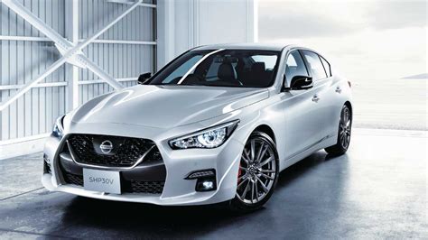 Nissan Adds Gt R Looks To Skyline Sedan