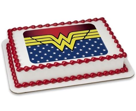 Wonder Woman Cake