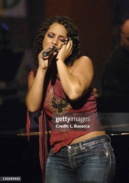 Alicia Keys During Mtv Unplugged Taping Featuring Alicia Keys July