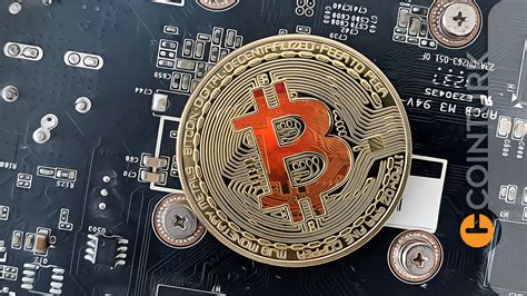 Üç Önemli Analist Üç Kritik Tahmin Bitcoin BTC İçin Satış Vakti mi