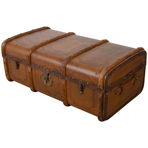 Antique English Wooden Hand Painted Trunk At 1stdibs