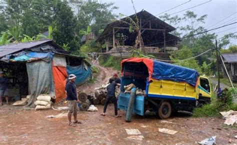 Penambang Emas Ilegal Di Lebak Ditangkap Polisi Di Antaranya Dari