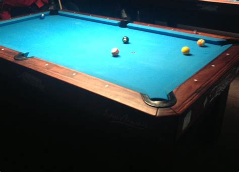 how to play pool with 4 players