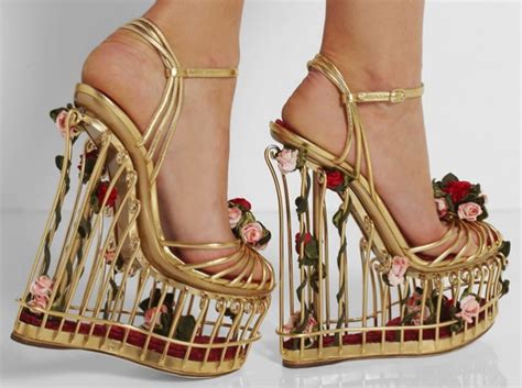 Интересные штучки: босоножки на платформе от Dolce & Gabbana