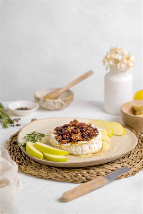 How To Bake Brie Easy Heart Melting Baked Brie Recipe With Honey My Chic Obsession