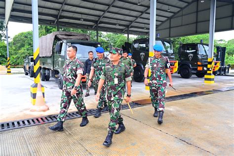 Danlanud Roesmin Nurjadin Kunjungi Markas Perisai Bumi Bertuah Lanud