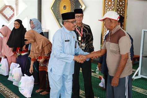 InfoPublik Ramadan Bahagia Untuk Duafa Jefridin Apresiasi Sinergi