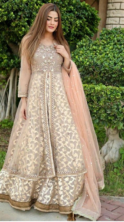 Pin By Daxa Hurbada On Jacket With Gagra Choli Stylish Dress Book