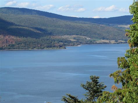 Lago Rinvenuto Il Corpo Senza Vita Del Ventenne Orticaweb