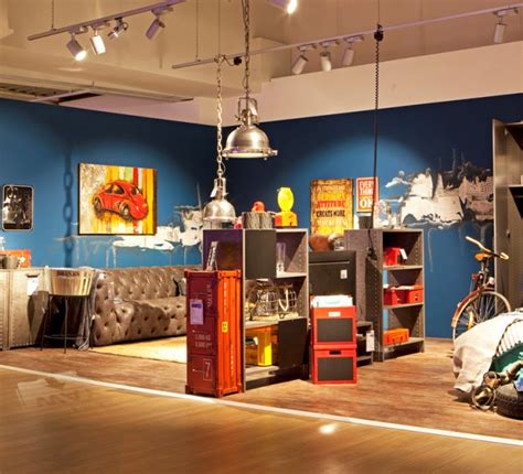 Trend Store: "Highlights take the customer by surprise" - iXtenso ...