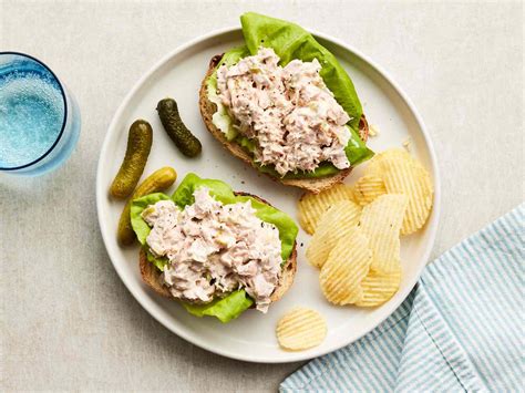 Tuna Fish Sandwich With Pickles