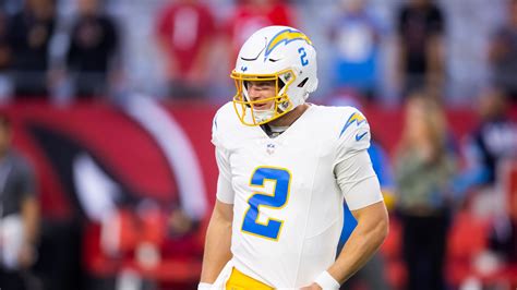 Atlanta Falcons sign QB Easton Stick ahead of 2025 NFL draft