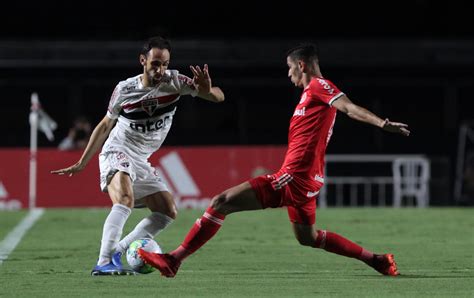 Pelo Brasileiro S O Paulo Derrotado Pelo Internacional Spfc