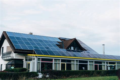 Sončna elektrarna Kako deluje solarna elektrarna