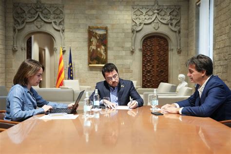 Aragon S Ficha A Siete Consellers Procedentes De Cdc Psc Podem Y Erc