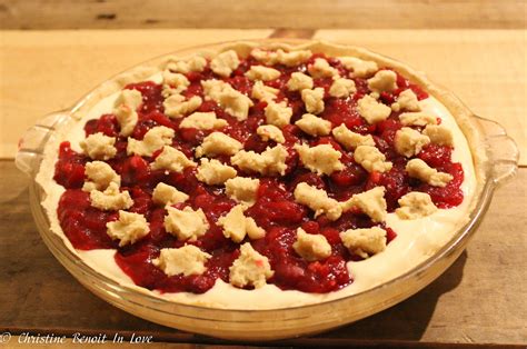 Crumbly Cranberry Cheesecake Pie Thm S Chrissy Benoit In Love