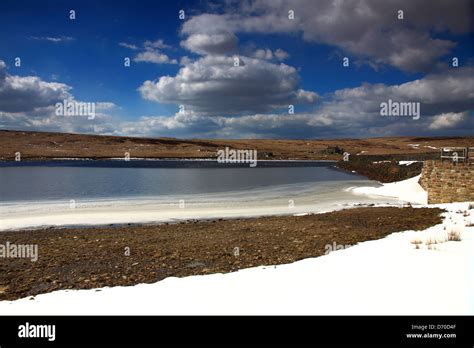 Redbrook Reservoir Marsden Huddersfield West Yorkshire Stock Photo