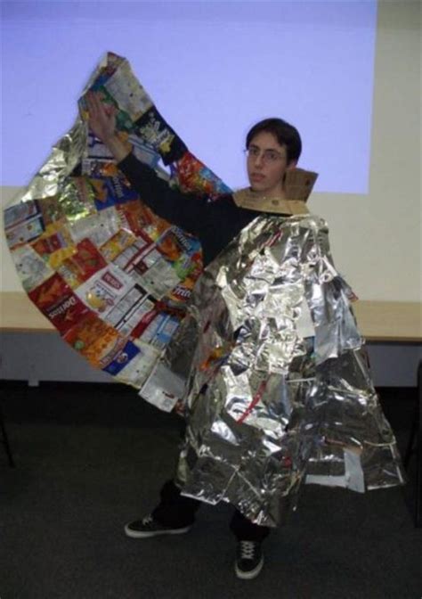Funny And Random Pictures 39 Pics Recycled Costumes Recycled