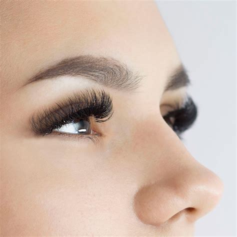 Mega Volume Lash Extensions Great Way To Achieve Bold And Dramatic Look