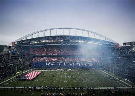 Honoring Our Vets In Seattle At Halftime Seahawksjets Game