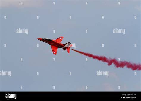 HAWK T1 JET RED ARROWS RED ARROWS DISPLAY TEAM 02 July 2011 Stock Photo - Alamy