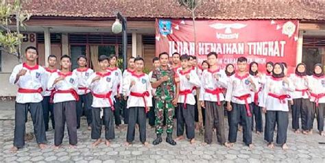 Ujian Kenaikan Tingkat Perguruan Pencak Silat Merpati Putih Cabang