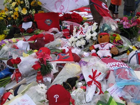 Harry Kalas Memorial At Mike Schmidt Statue Brian Skversky Flickr