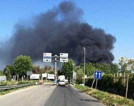 Interrogazione Parlamentare Su Roghi Tossici In Campania